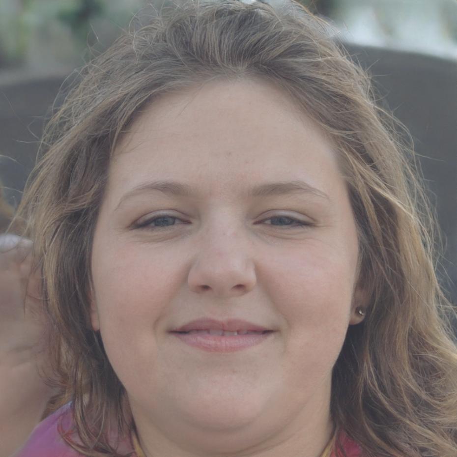 Iris explaining savings goal frameworks